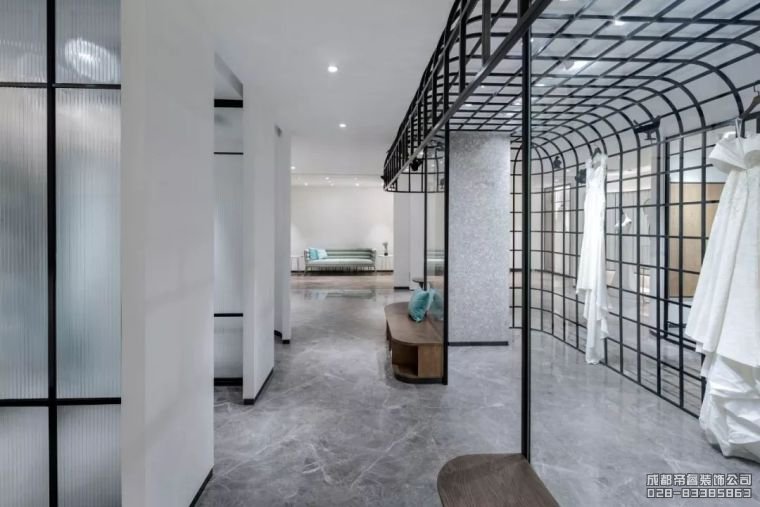 成都創(chuàng)意婚紗店如何裝修設(shè)計(jì)才好呢？